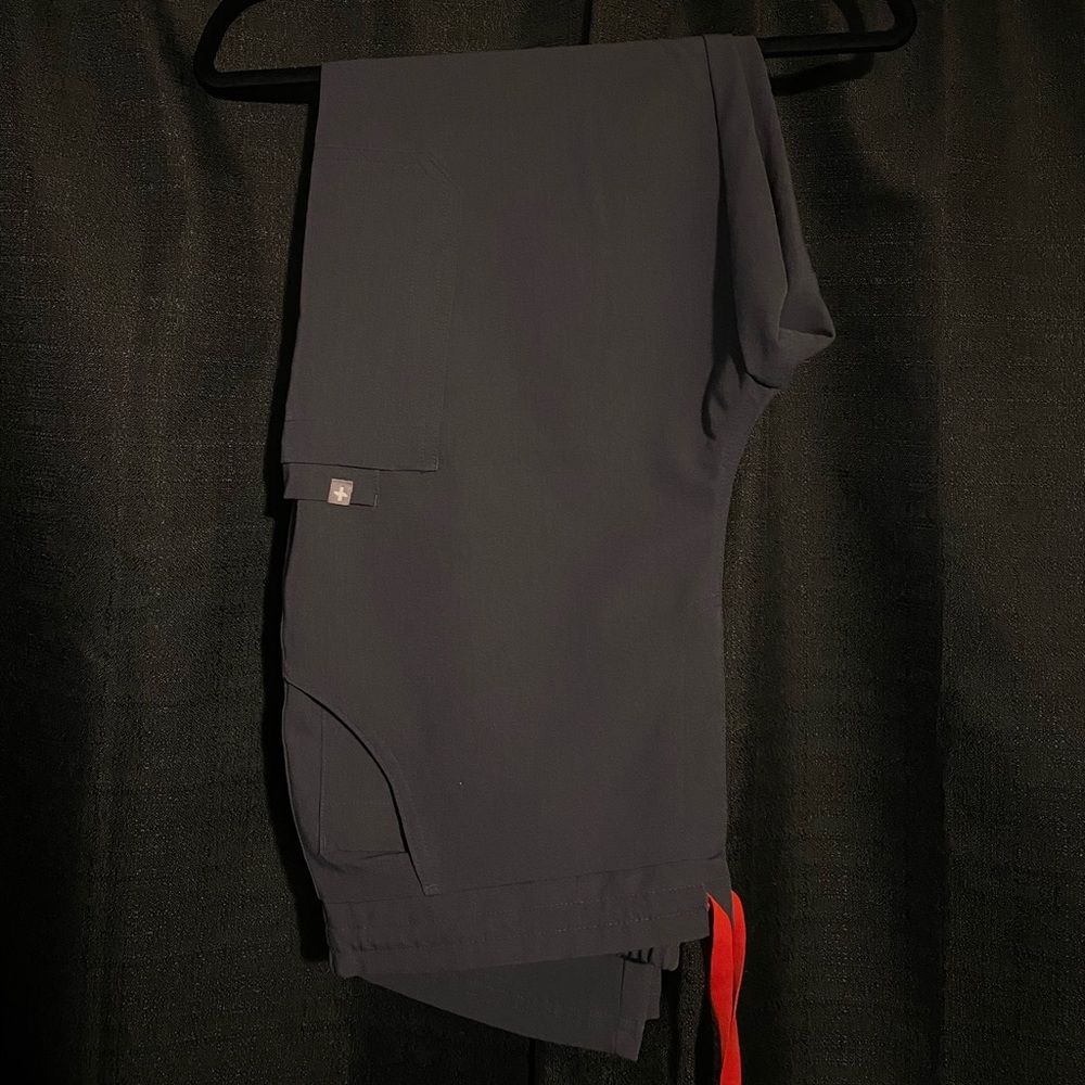 Figs women’s scrub pant